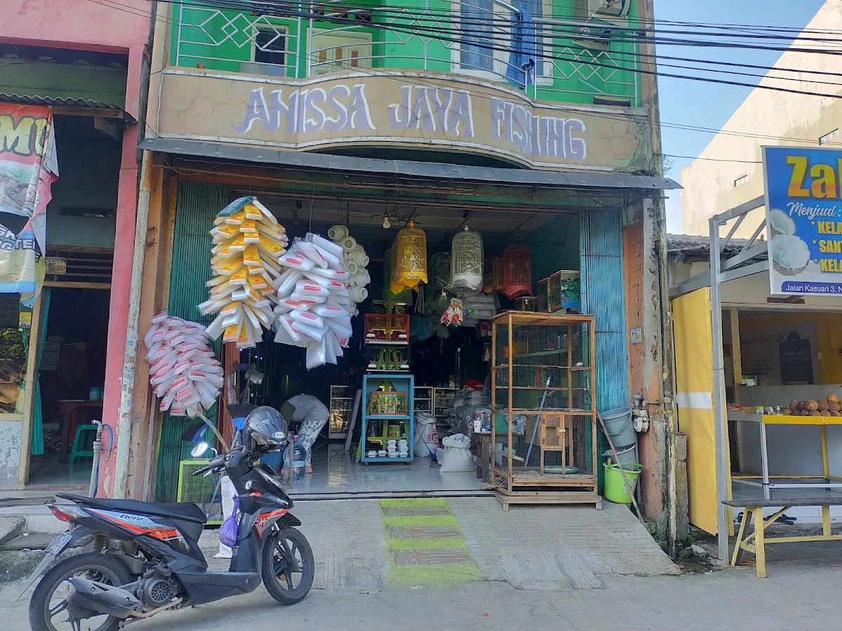 Anissa Jaya Fishing