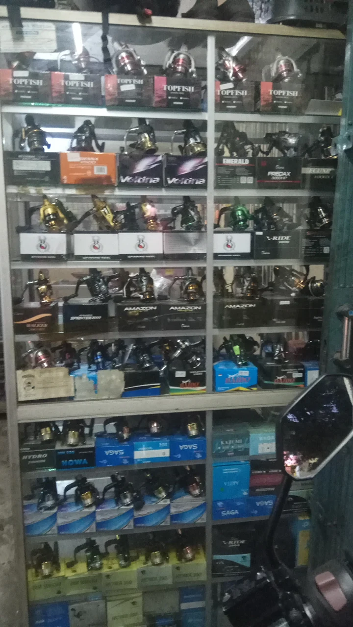 Dhani fishing shop
