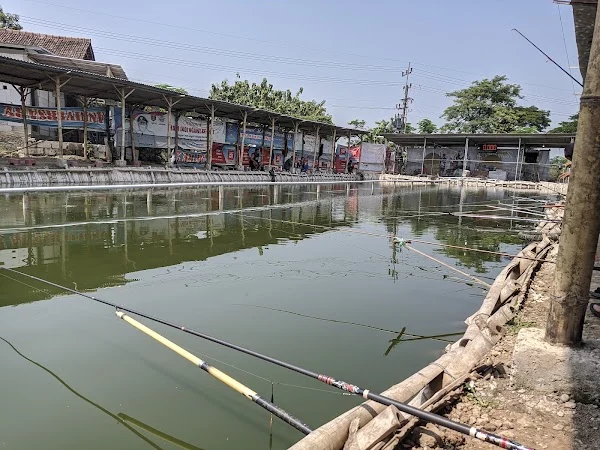 Kolam Pemancingan Gading Mas Ngawi