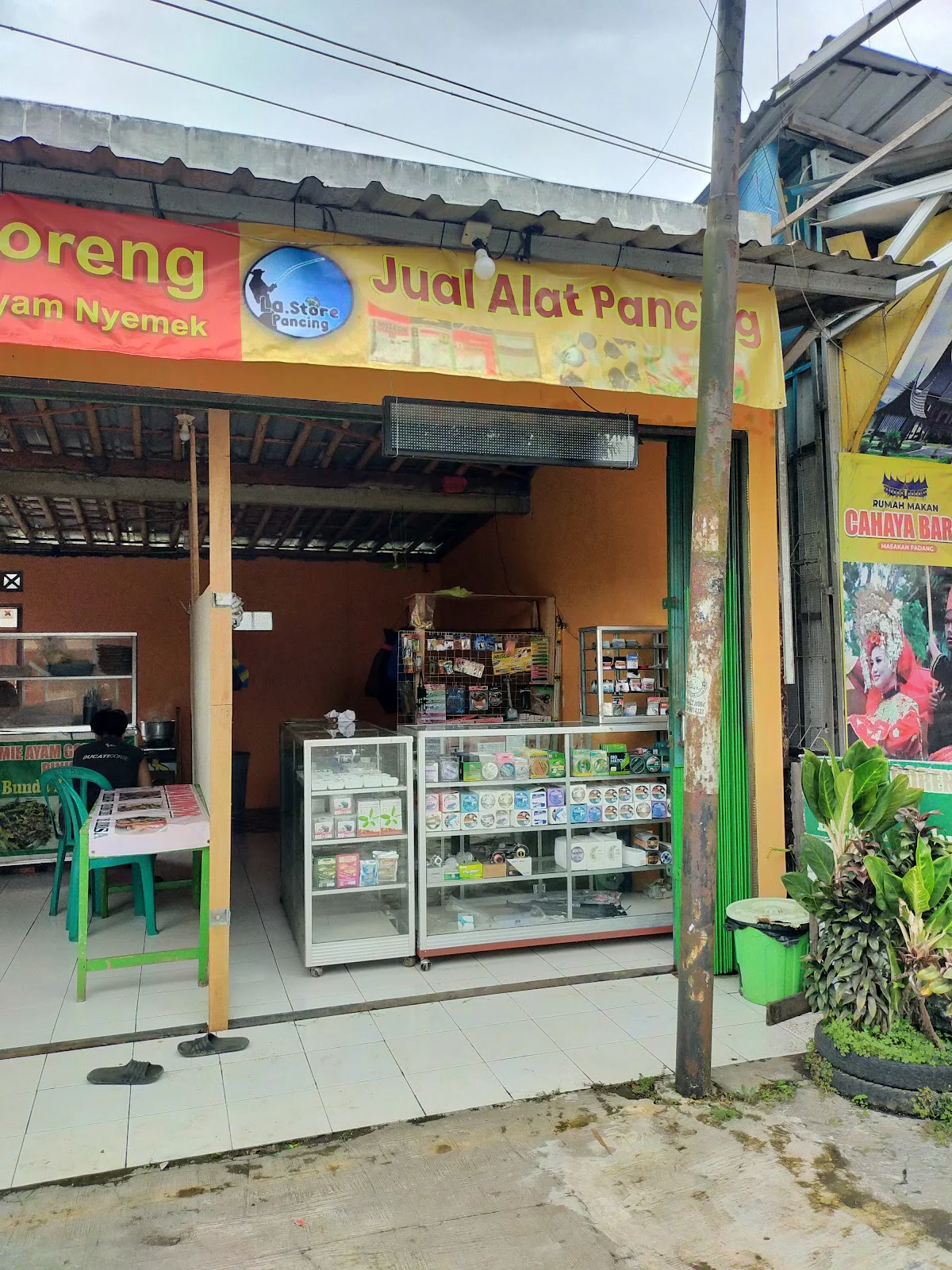 Toko Pancing Laris Store
