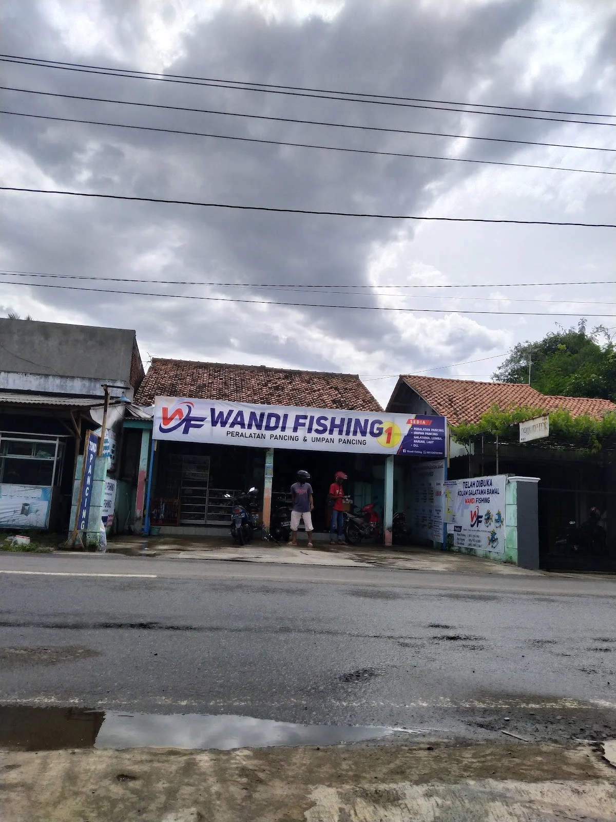Toko Pancing Wandi Fishing Jual Umpan & Alat - Alat Pancing